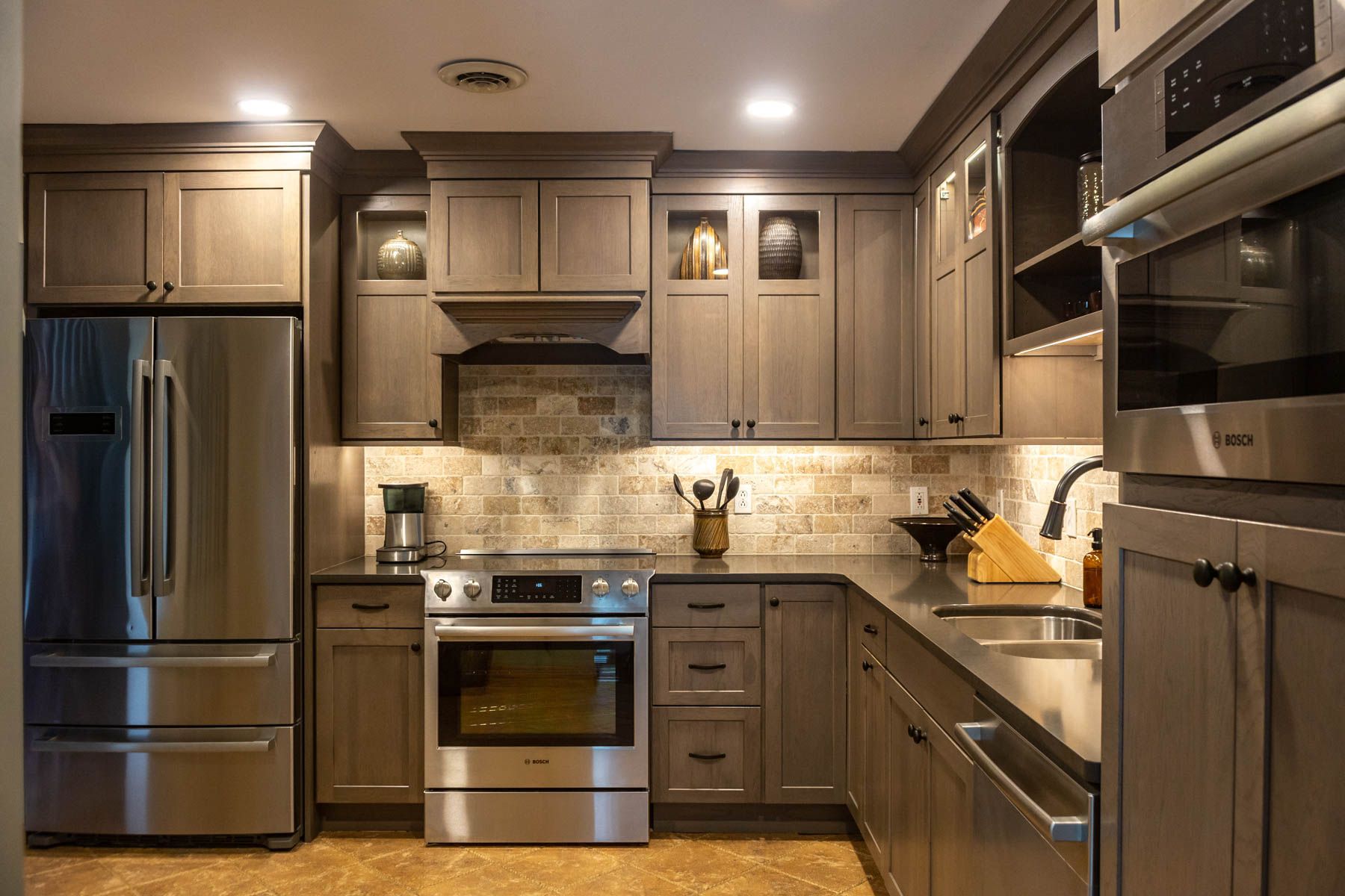 The Art of Luxury Kitchen Cabinets: Designing for Distinction